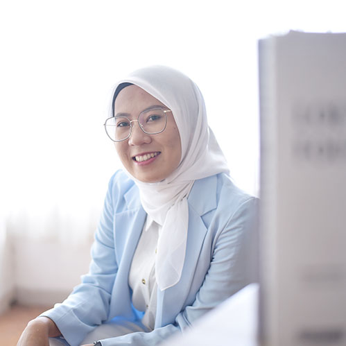 Resya Nur Intan Putri, S.I.Kom., M.I.Kom.