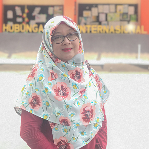 Dr. Tundjung Linggarwati, S.IP., M.Si.